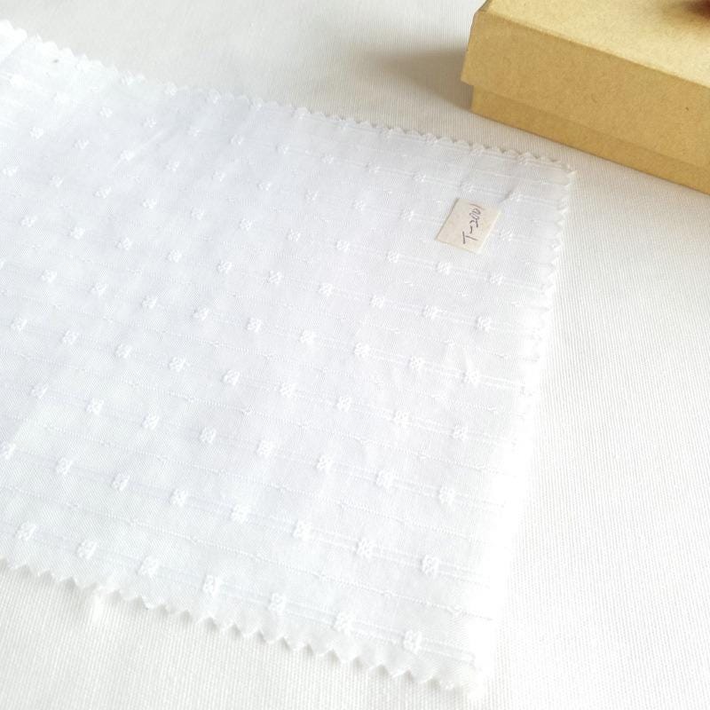 Woven cotton jacquard/cut flower yarn robe/pure cotton fabric/dress/pajamas fabric/children's fabric