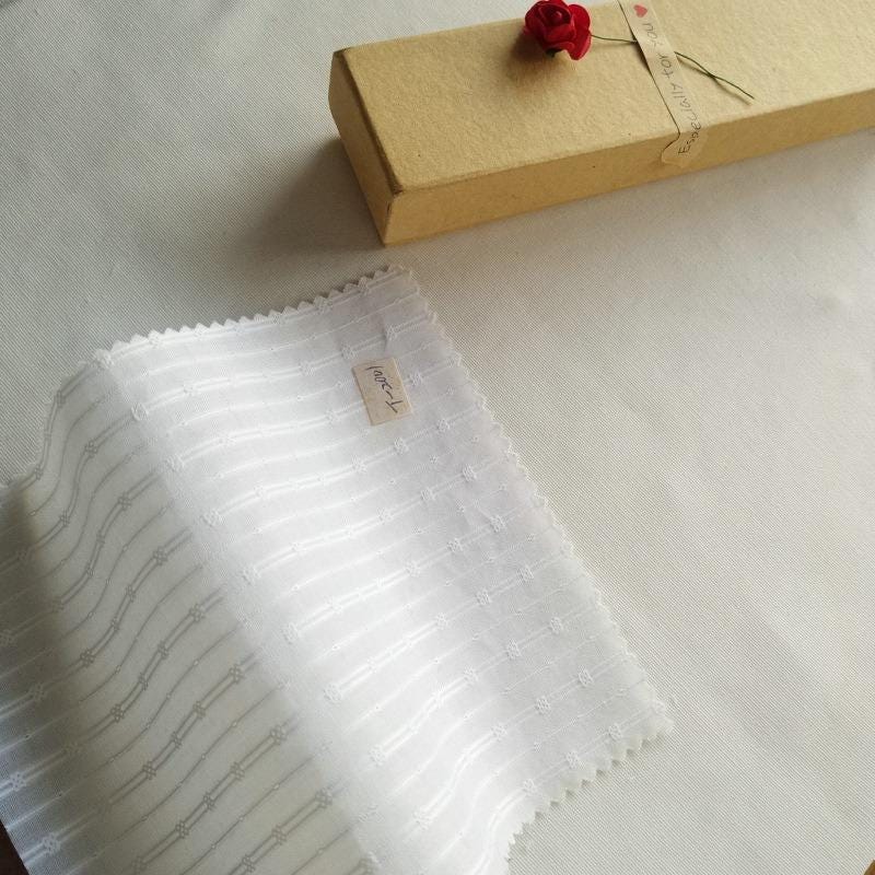 Woven cotton jacquard/cut flower yarn robe/pure cotton fabric/dress/pajamas fabric/children's fabric